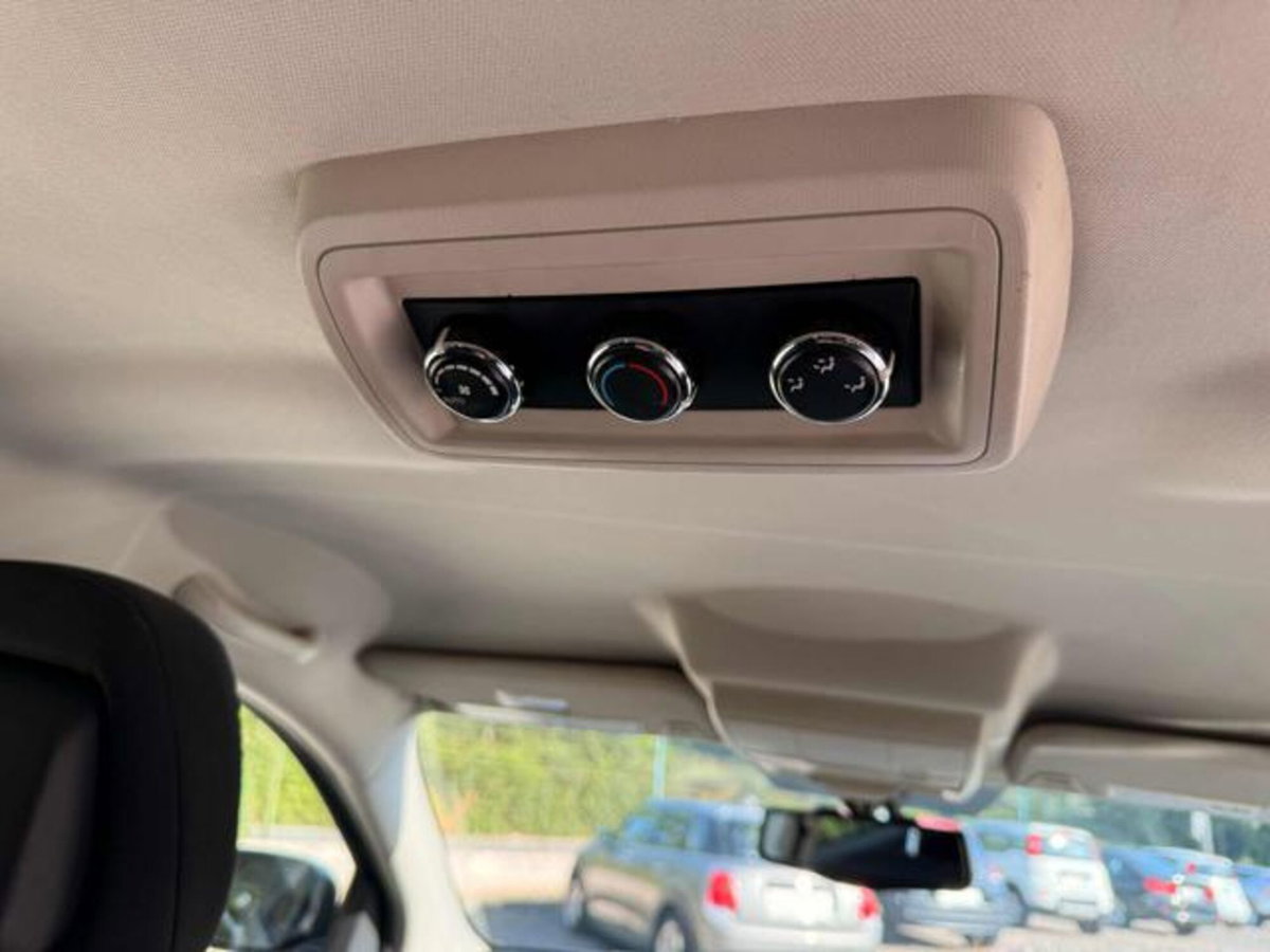 Fiat Freemont 2.0 Multijet 140 CV Urban (6)