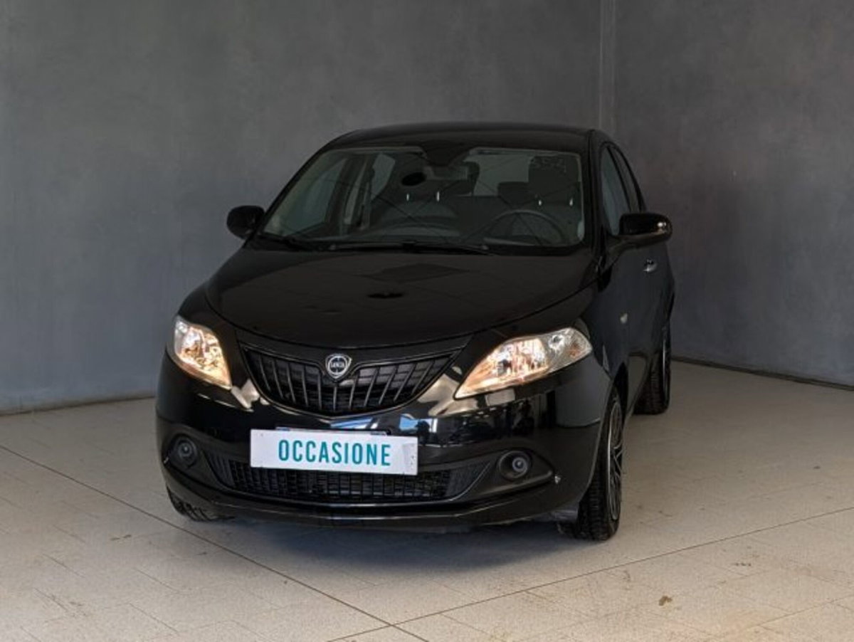 Lancia Ypsilon 1.0 FireFly 5 porte S&S Hybrid Silver Plus