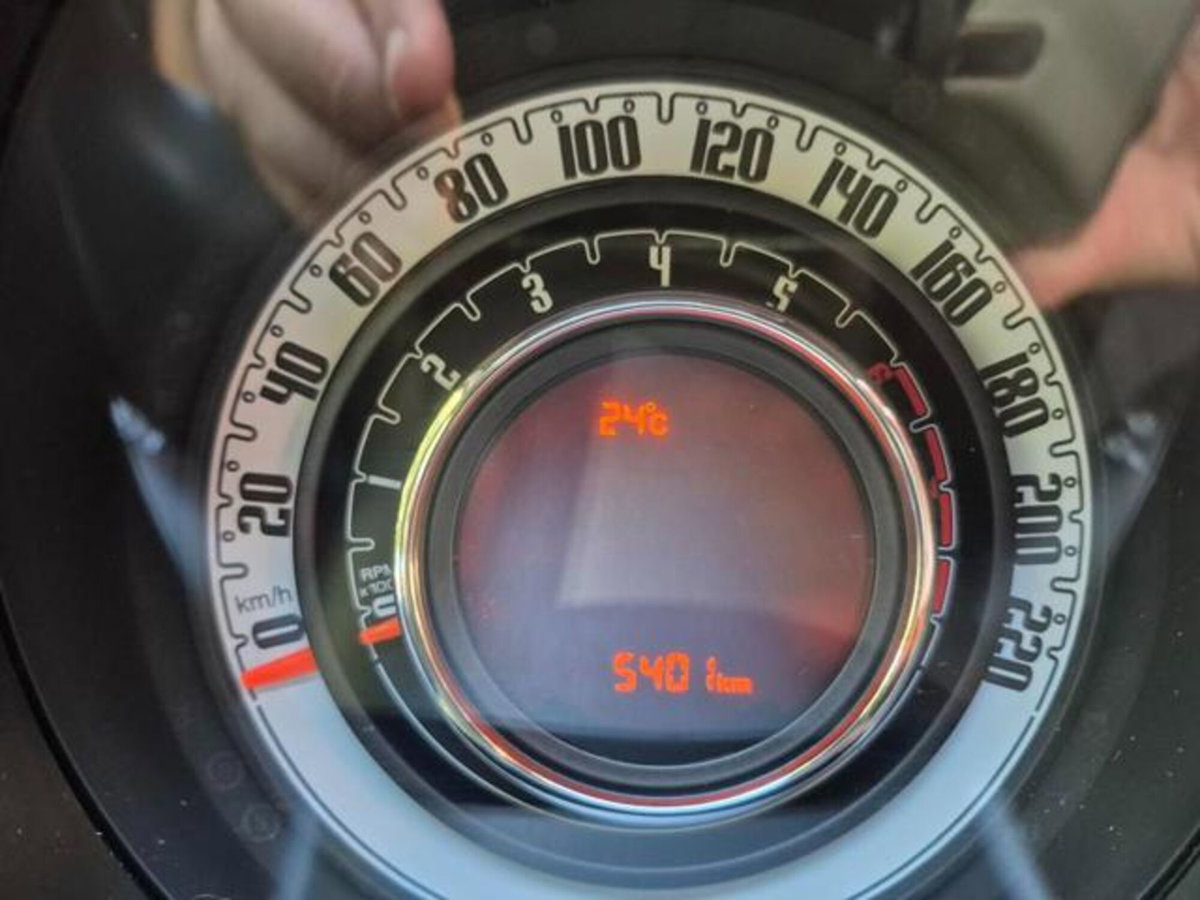 Fiat 500 1.0 Hybrid Cult (15)