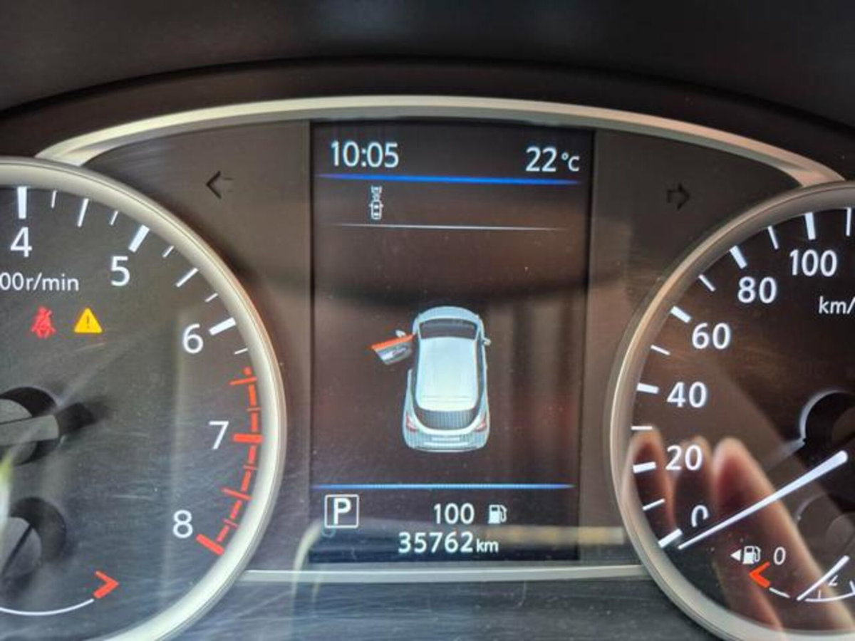Nissan Micra IG-T 100 Xtronic 5 porte N-Tec (17)