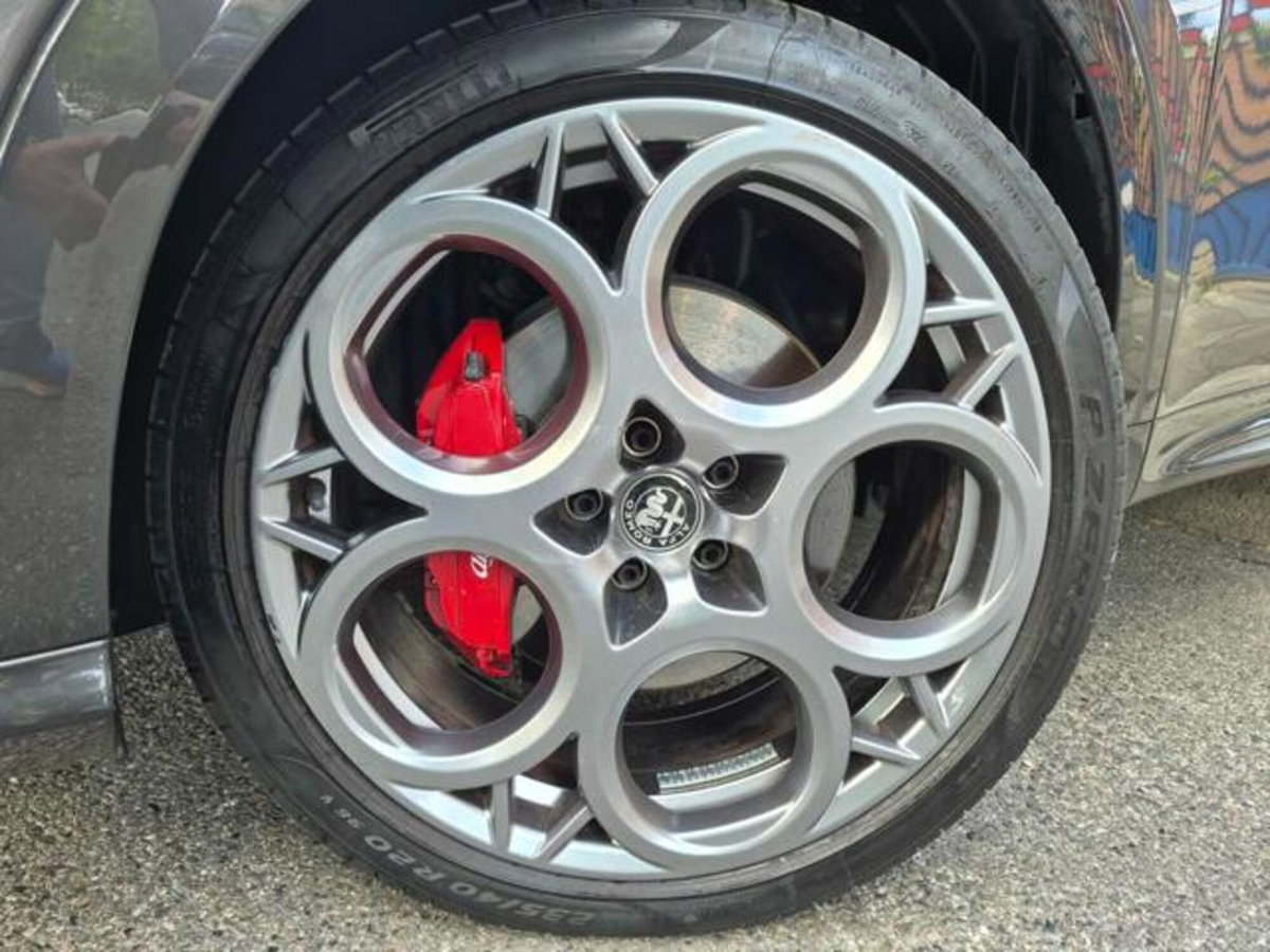 Alfa Romeo Tonale Tonale 1.5 130 CV MHEV TCT7 Edizione Speciale (10)