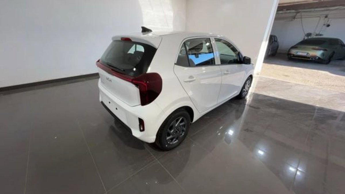 Kia Picanto 1.0 gdi Urban (3)