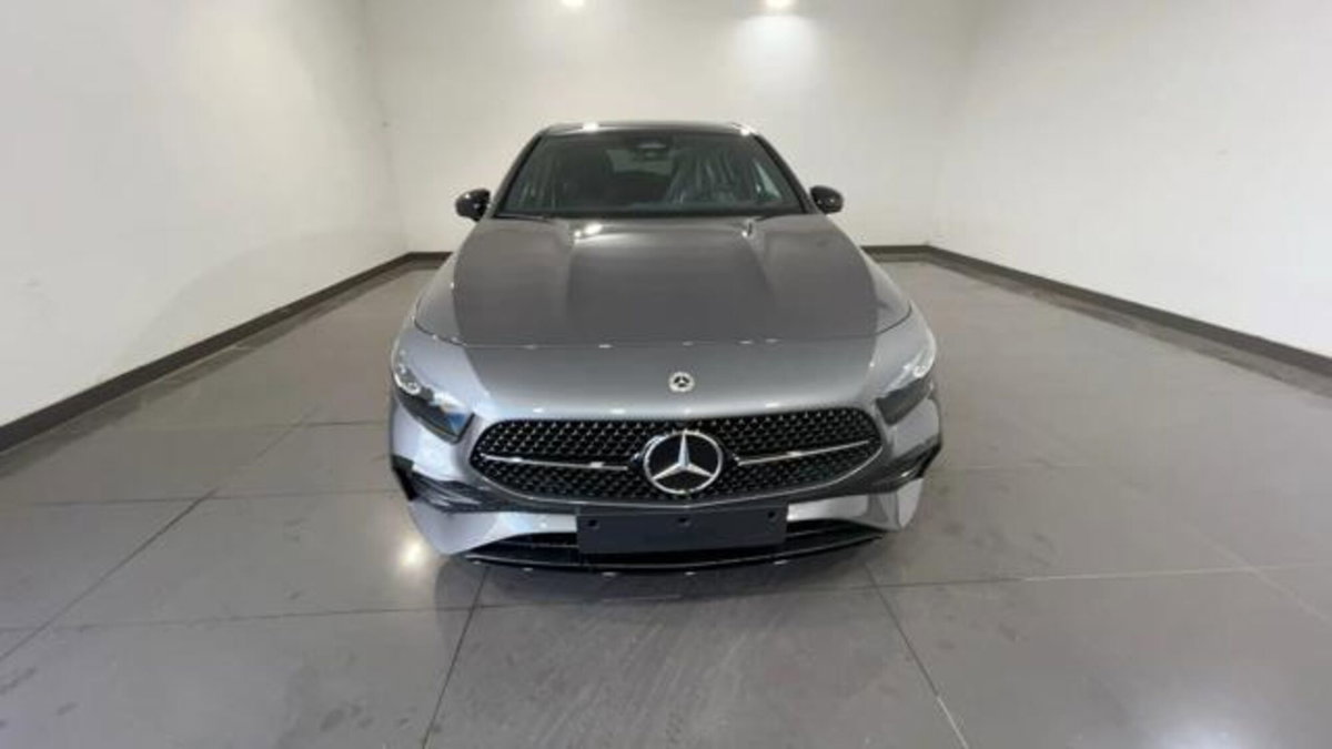 Mercedes-Benz Classe A 180 d AMG Line Premium Plus auto (4)