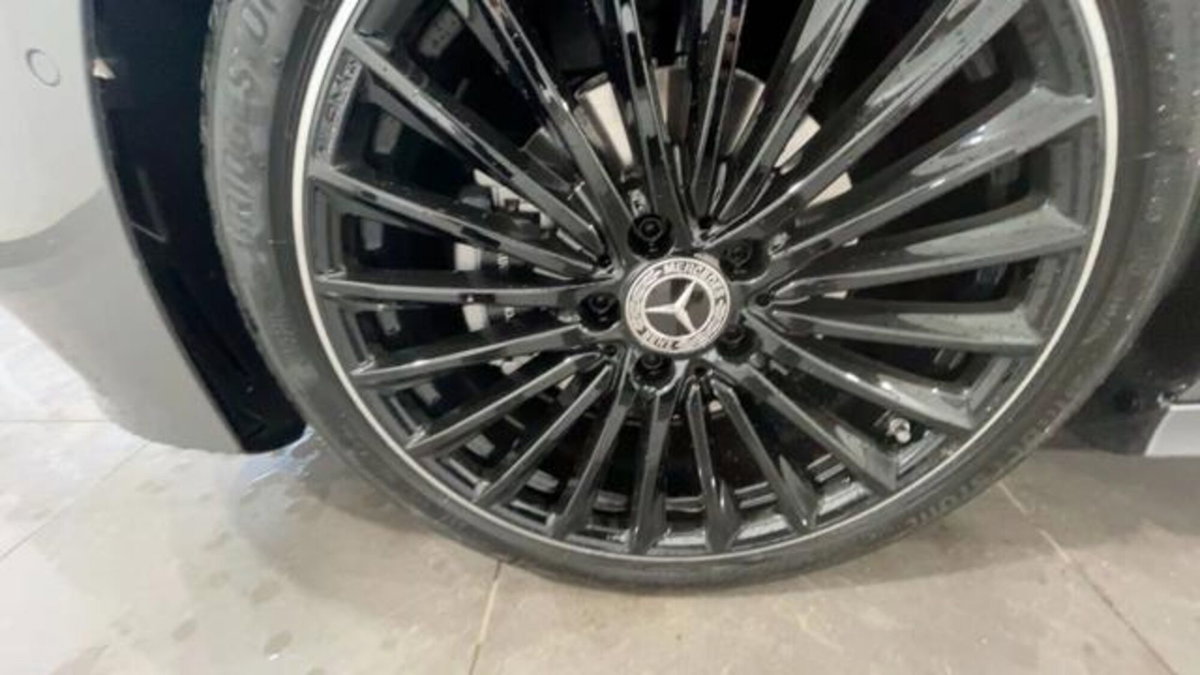 Mercedes-Benz Classe A 180 d AMG Line Premium Plus auto (9)