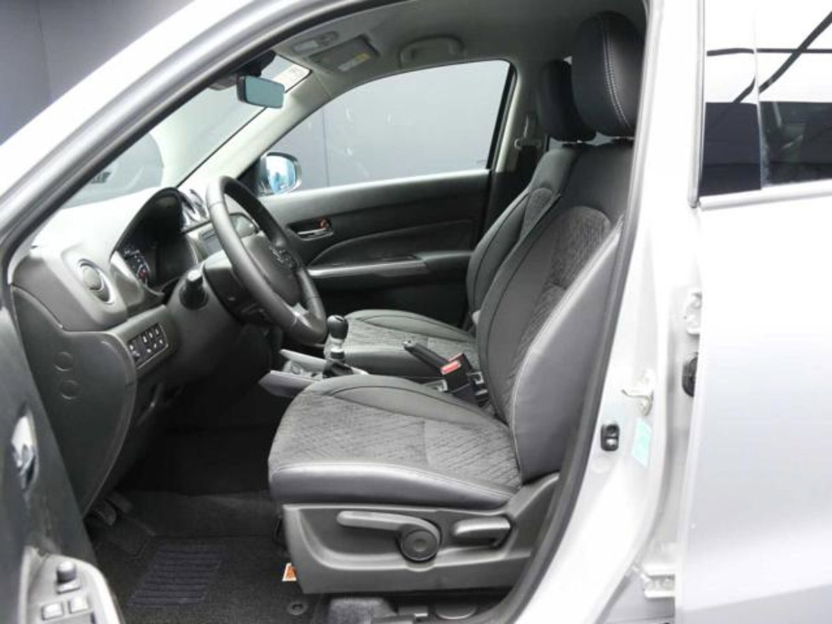Suzuki Vitara 1.4 Hybrid 4WD AllGrip Easy Top (3)