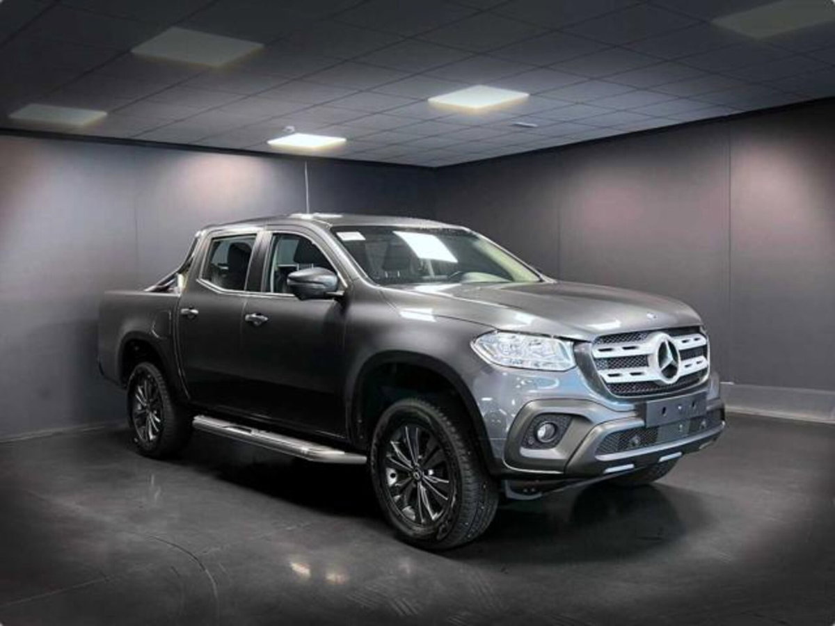 Mercedes-Benz Classe X Pick-up 250 d 4Matic Progressive (2)