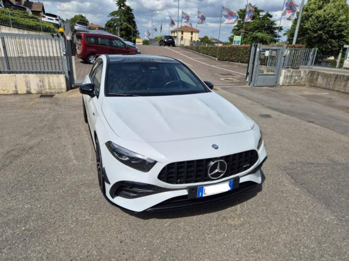 Mercedes-Benz Classe A AMG 35 AMG Line Premium Plus 4matic auto (4)