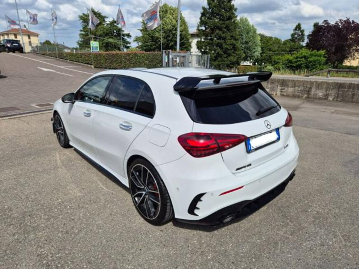 Mercedes-Benz Classe A AMG 35 AMG Line Premium Plus 4matic auto (9)