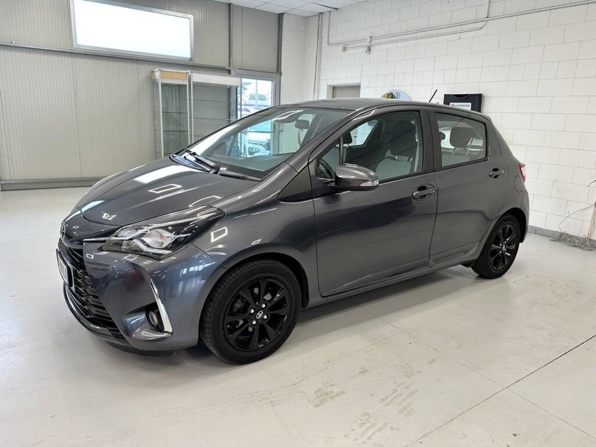 Toyota Yaris 1.0 5 porte Active