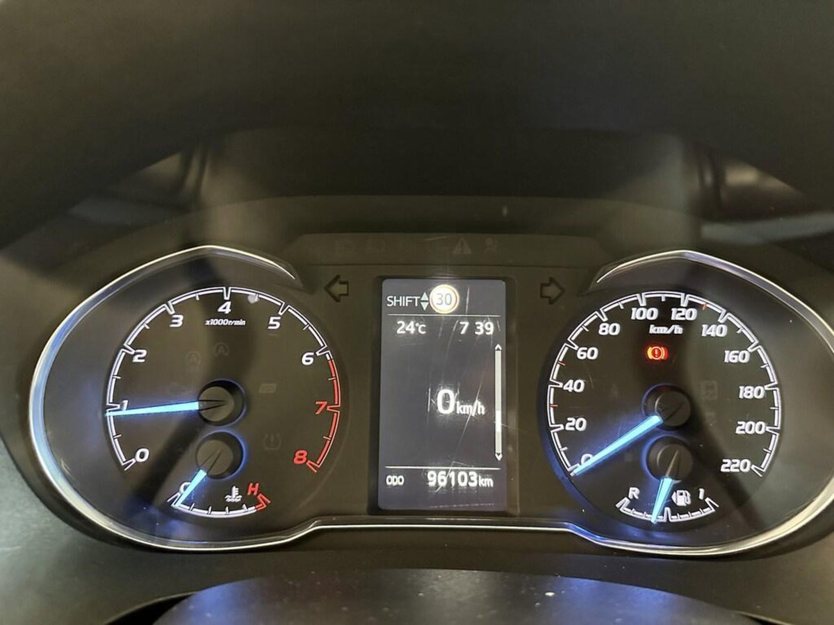 Toyota Yaris 1.0 5 porte Active (13)