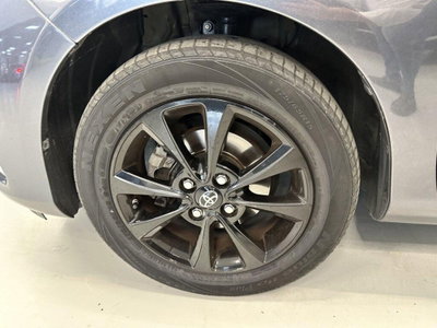 Toyota Yaris 1.0 5 porte Active (5)