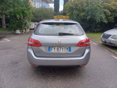 Peugeot 308 SW BlueHDi 130 S&S EAT6 Business (3)