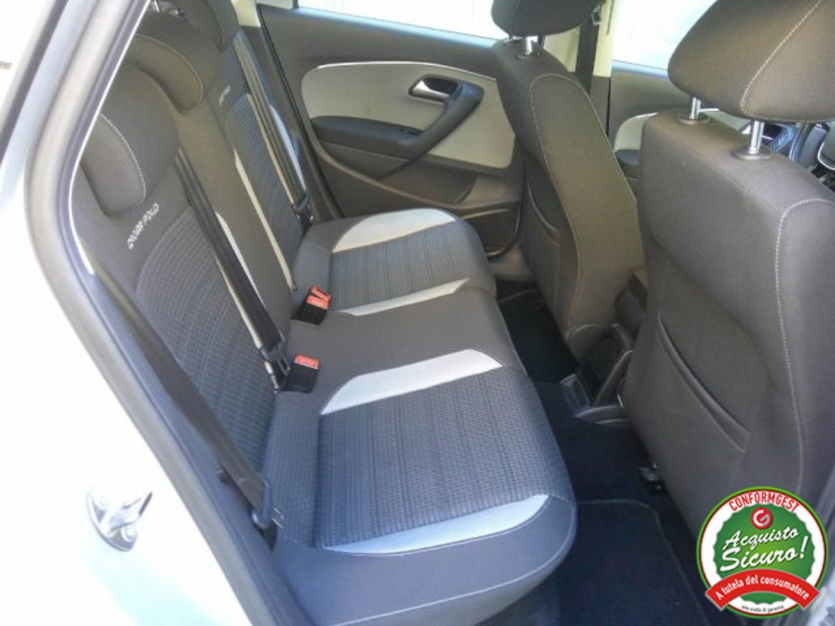 Volkswagen Polo Cross 1.4 TDI BlueMotion Technology (12)