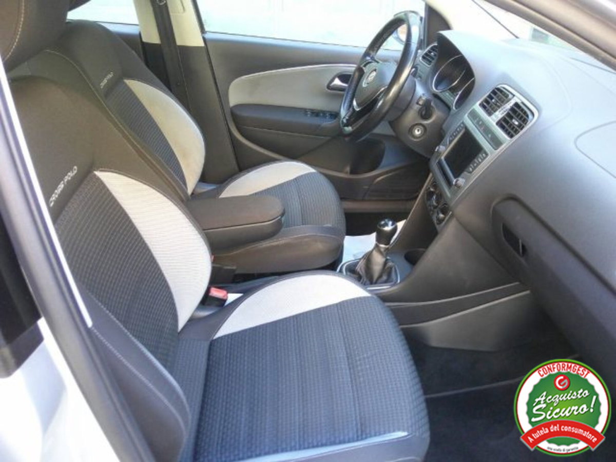 Volkswagen Polo Cross 1.4 TDI BlueMotion Technology (13)