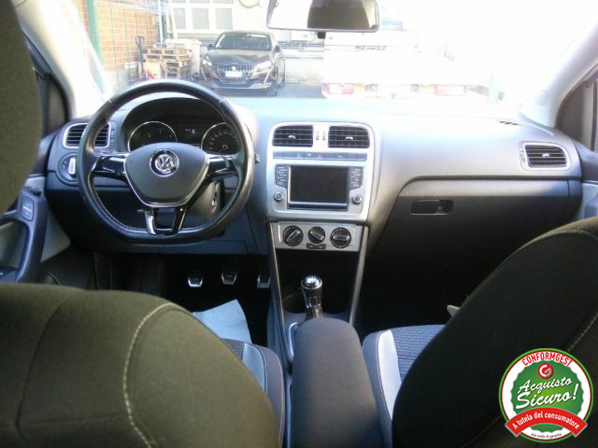 Volkswagen Polo Cross 1.4 TDI BlueMotion Technology (15)