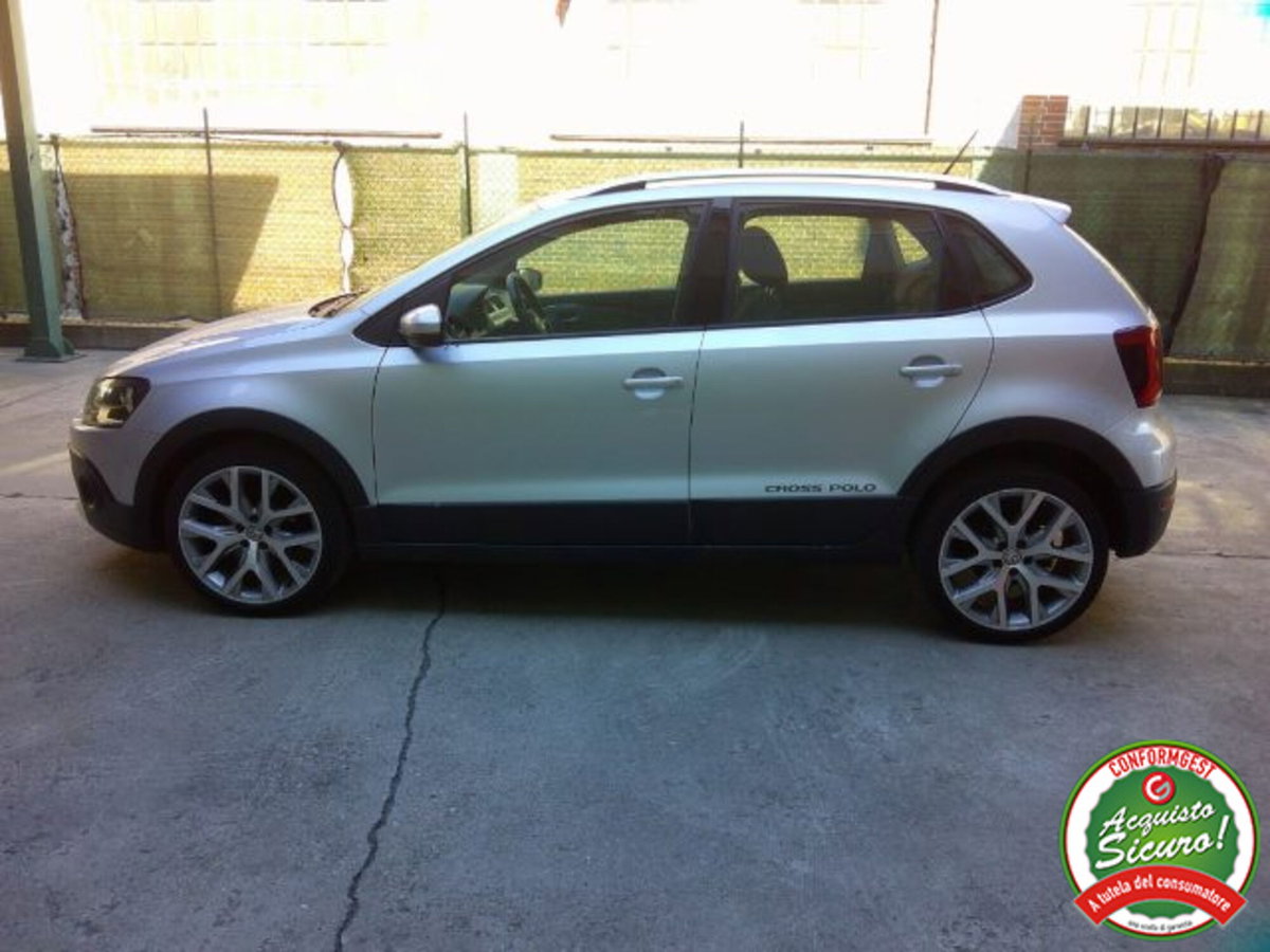 Volkswagen Polo Cross 1.4 TDI BlueMotion Technology (2)