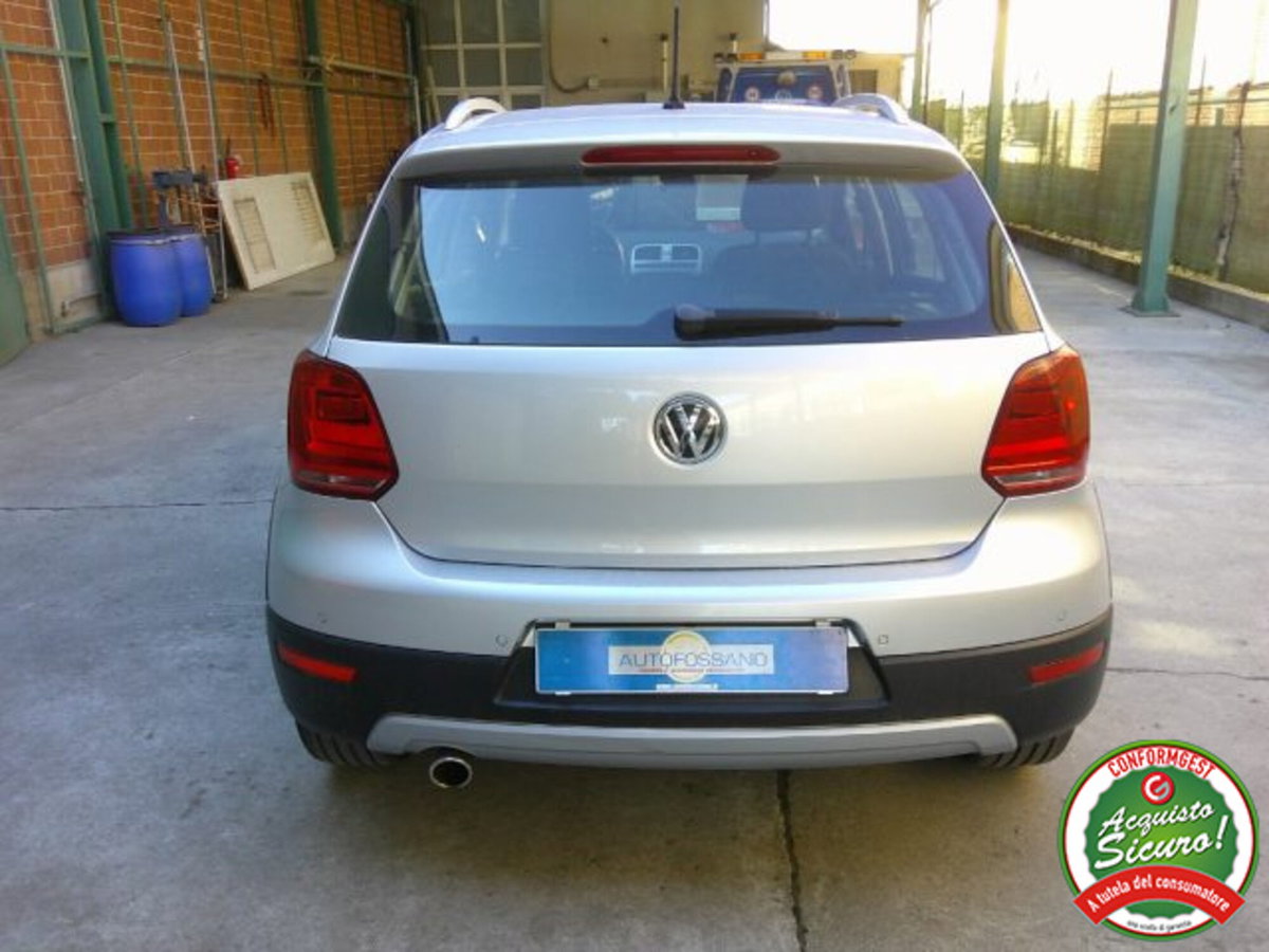 Volkswagen Polo Cross 1.4 TDI BlueMotion Technology (4)