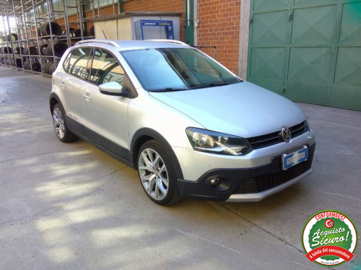 Volkswagen Polo Cross 1.4 TDI BlueMotion Technology (7)