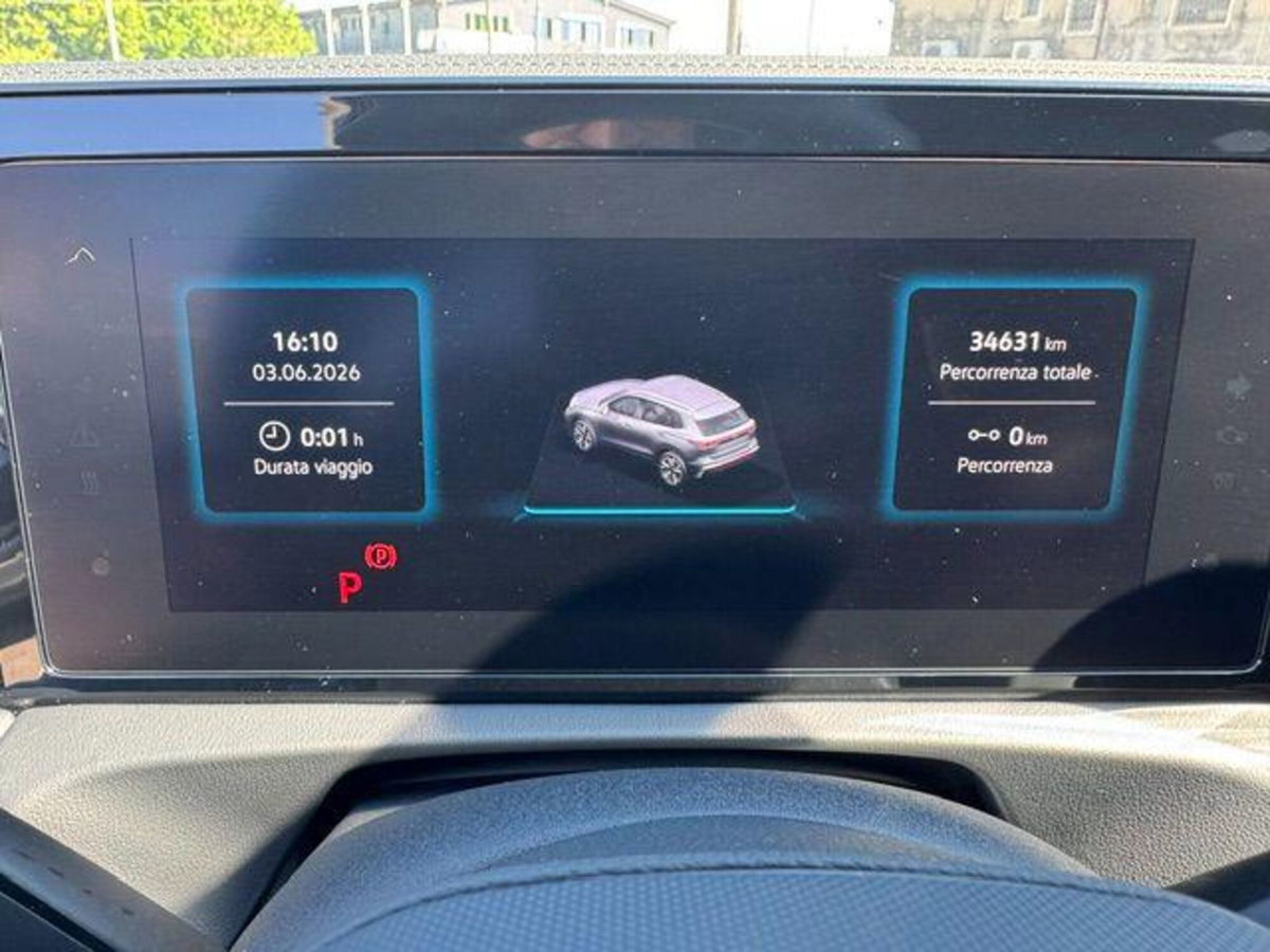 Volkswagen Tiguan 2.0 tdi R-Line 150cv dsg (10)