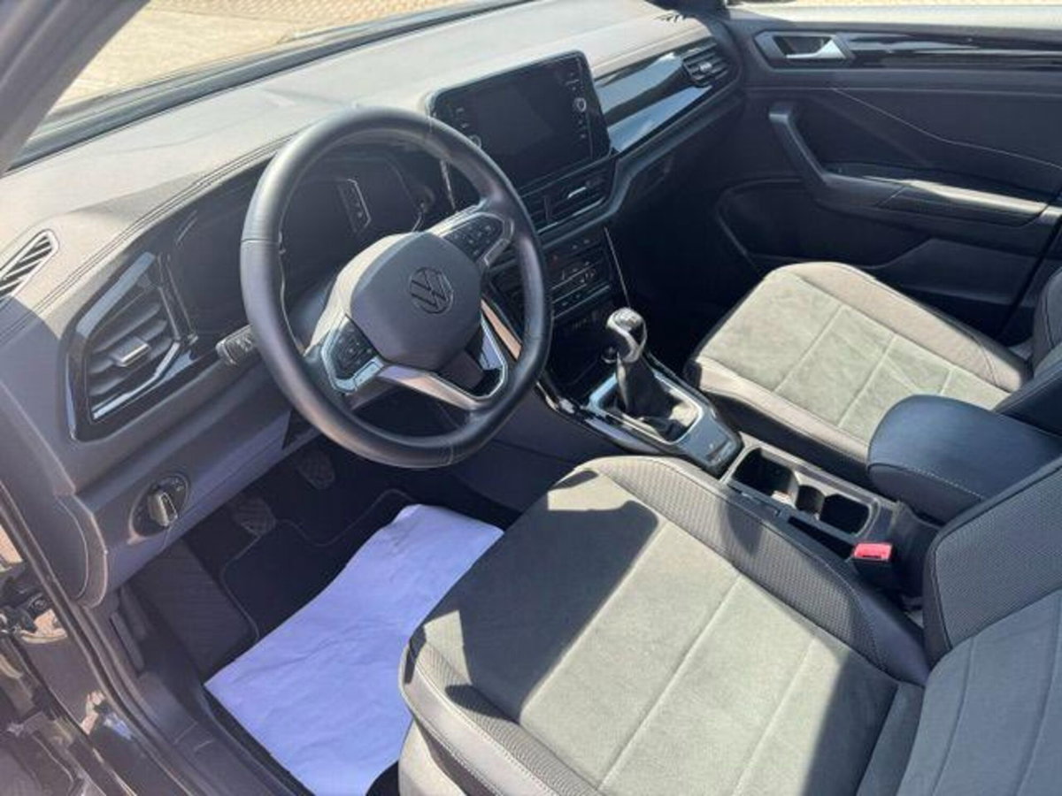 Volkswagen T-Roc 1.5 TSI ACT Style BlueMotion Technology (2)
