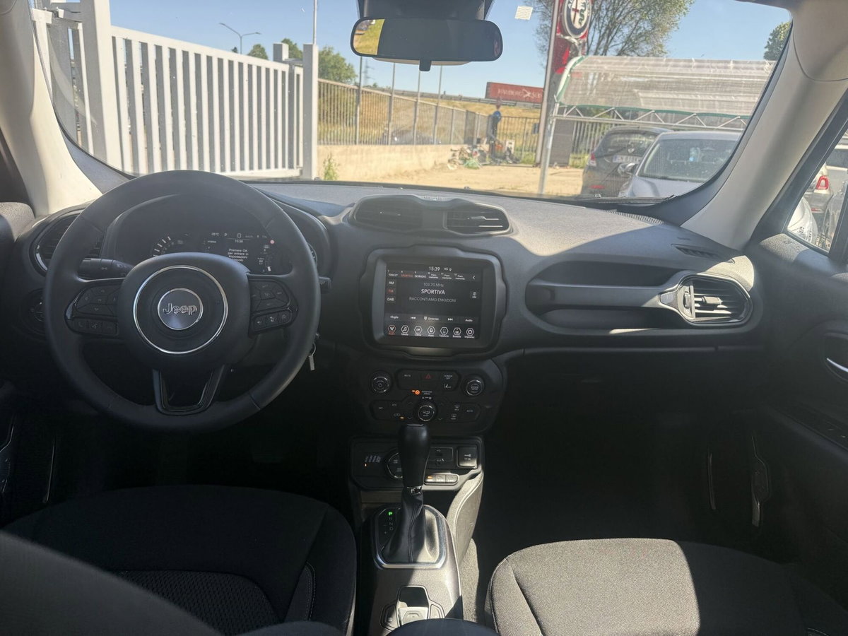 Jeep Renegade 1.3 T4 190CV PHEV 4xe AT6 Limited (10)
