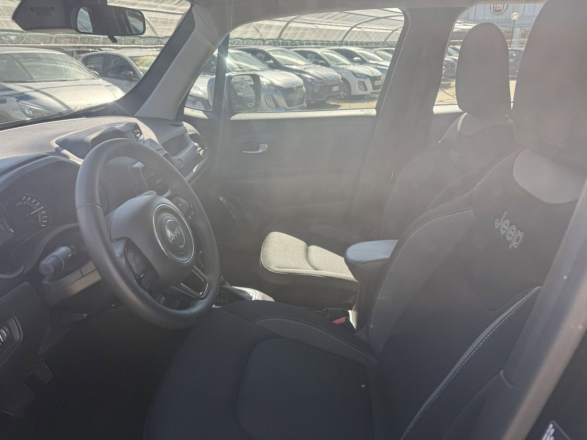 Jeep Renegade 1.3 T4 190CV PHEV 4xe AT6 Limited (13)