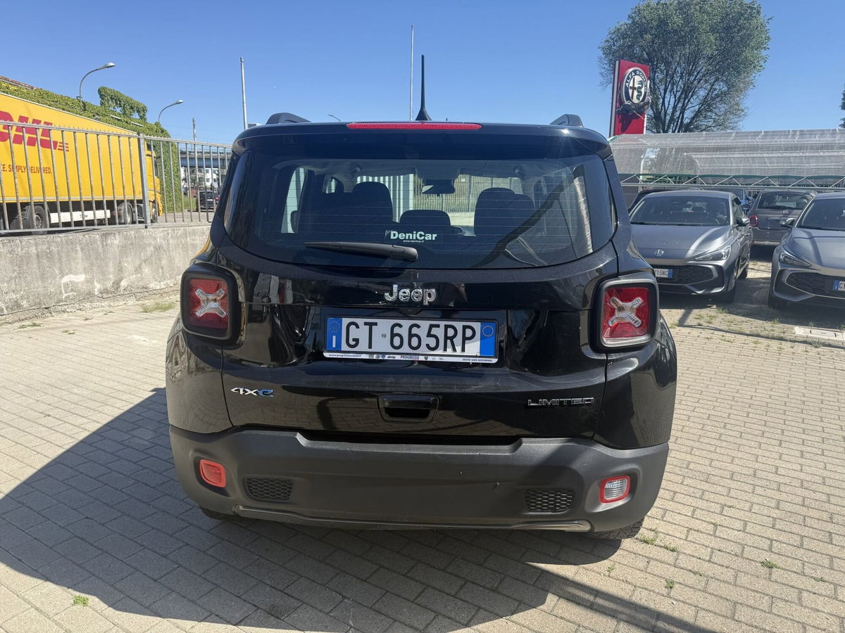 Jeep Renegade 1.3 T4 190CV PHEV 4xe AT6 Limited (6)