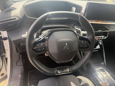 Peugeot 2008 PureTech 130 S&S EAT8 GT (11)