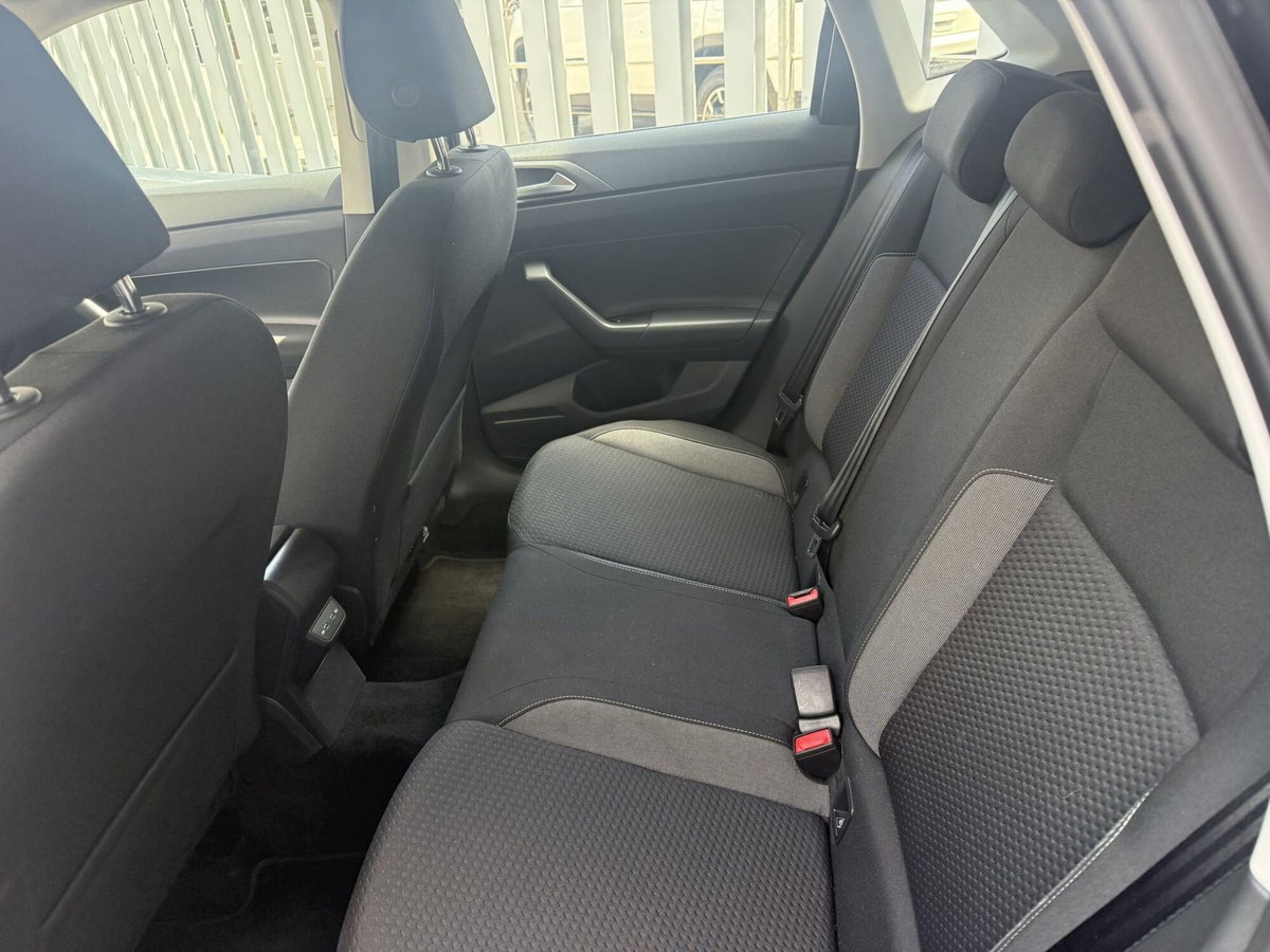 Volkswagen Polo 1.0 tsi Life 95cv dsg (10)