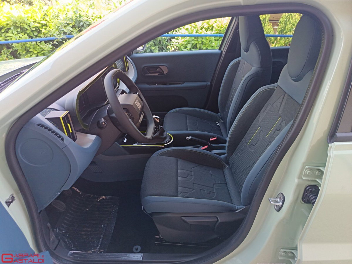 Fiat Grande Panda 1.2 Icon 100cv (6)