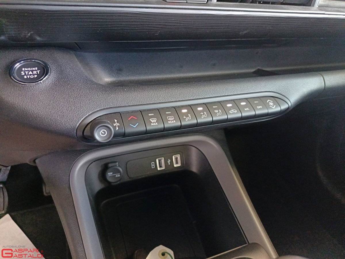 Jeep Avenger 1.2 turbo Longitude fwd 100cv (12)