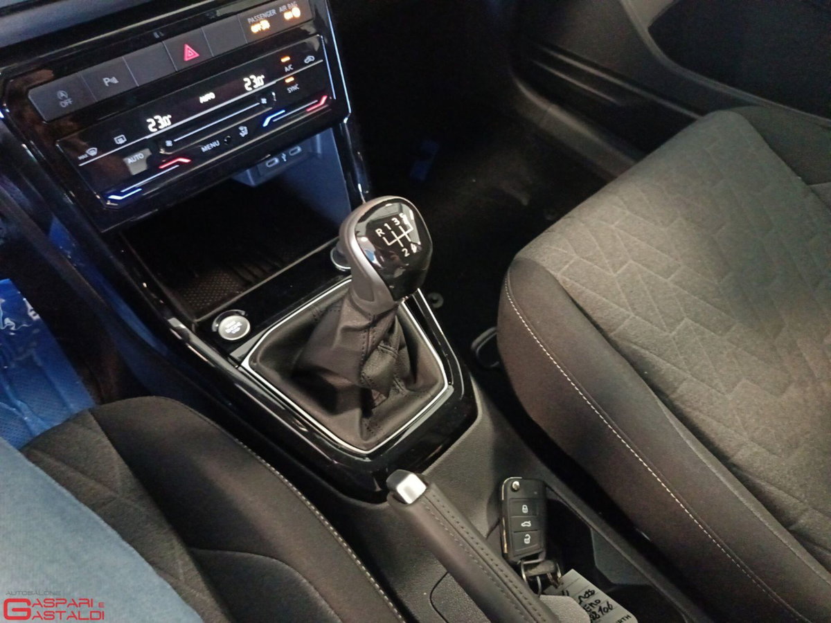 Volkswagen T-Cross 1.0 tsi Edition 95cv (8)