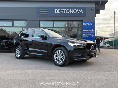 Volvo XC60 B4 (d) AWD Geartronic Momentum Pro usata