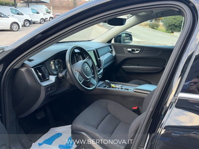 Volvo XC60 B4 (d) AWD Geartronic Momentum Pro (11)