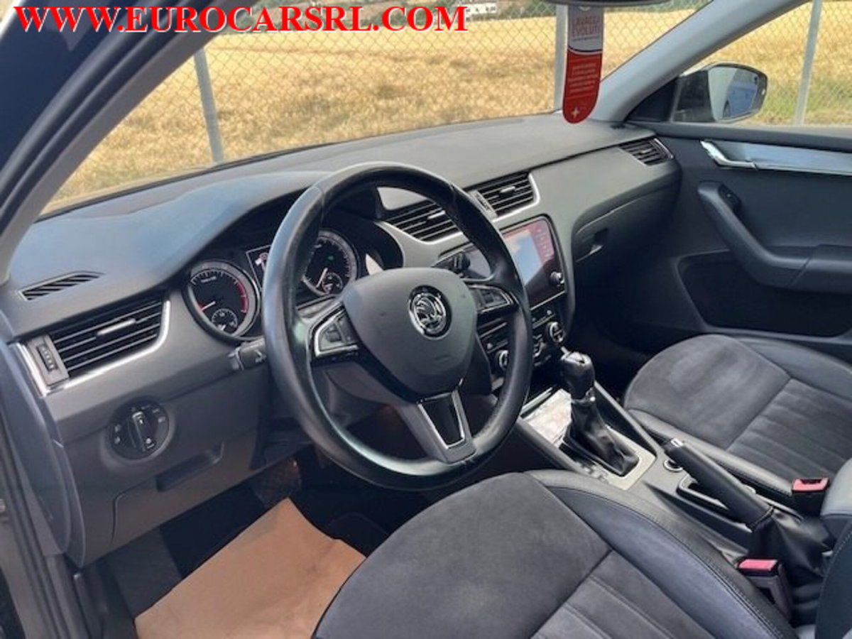 Skoda Octavia Station Wagon 1.4 TSI DSG Wagon Style G-Tec (10)