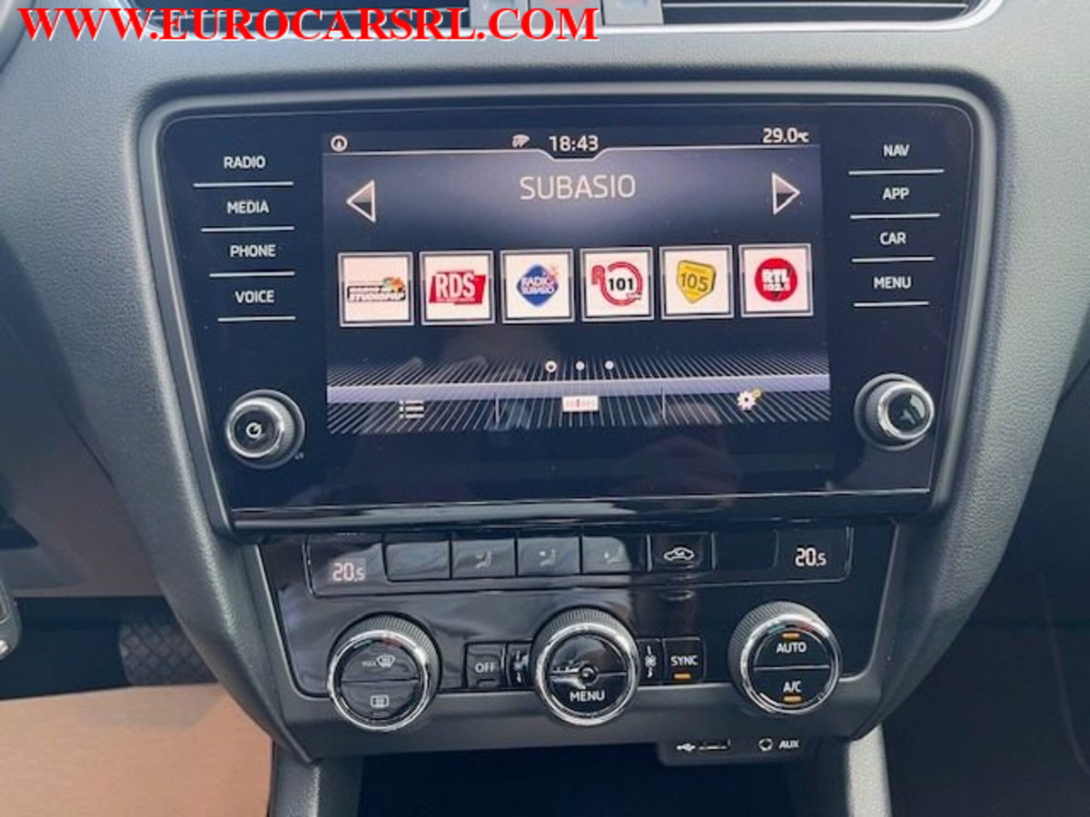 Skoda Octavia Station Wagon 1.4 TSI DSG Wagon Style G-Tec (15)