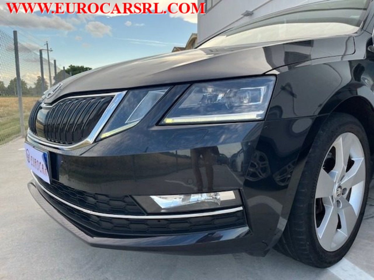 Skoda Octavia Station Wagon 1.4 TSI DSG Wagon Style G-Tec (3)