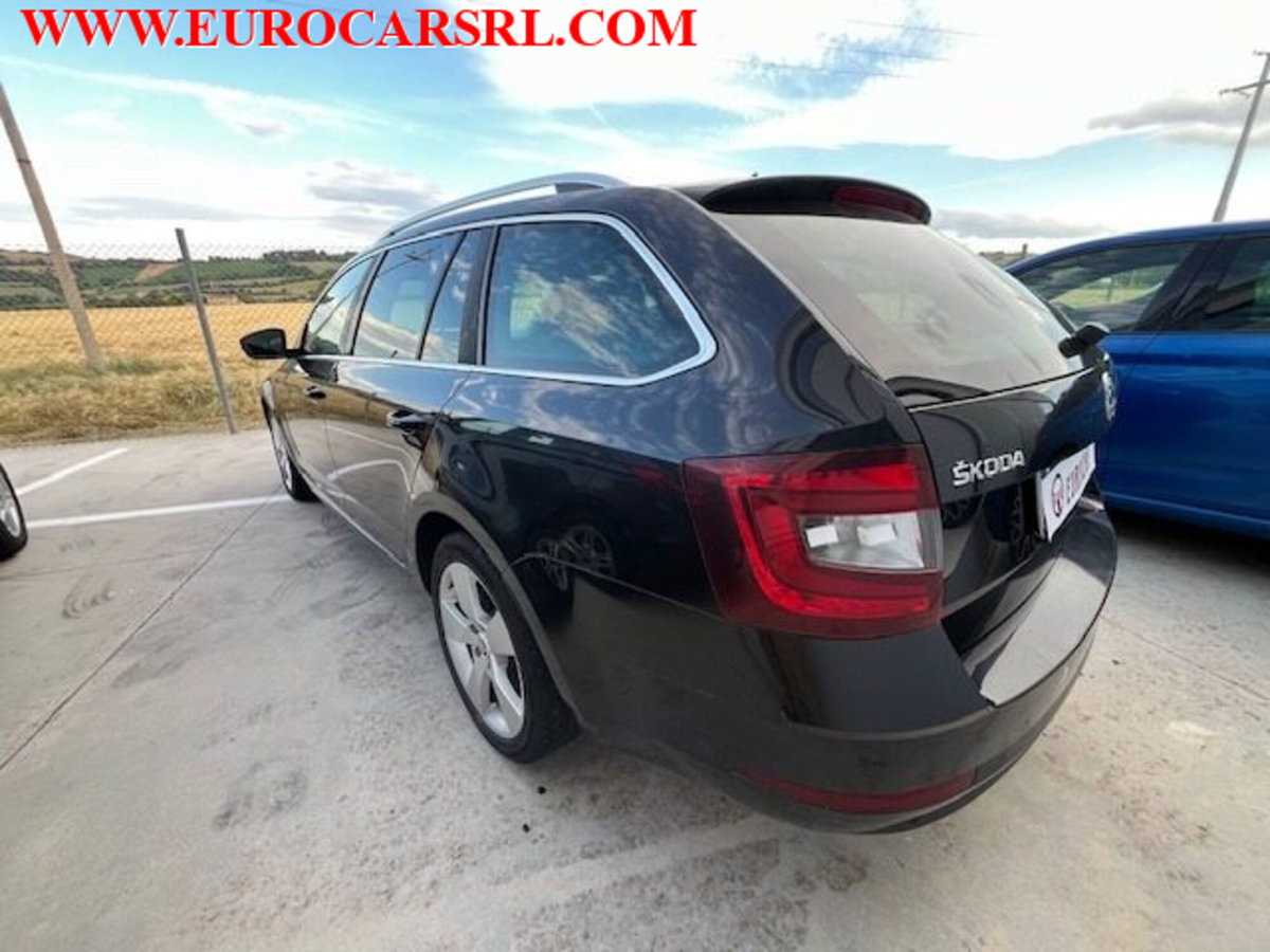 Skoda Octavia Station Wagon 1.4 TSI DSG Wagon Style G-Tec (5)