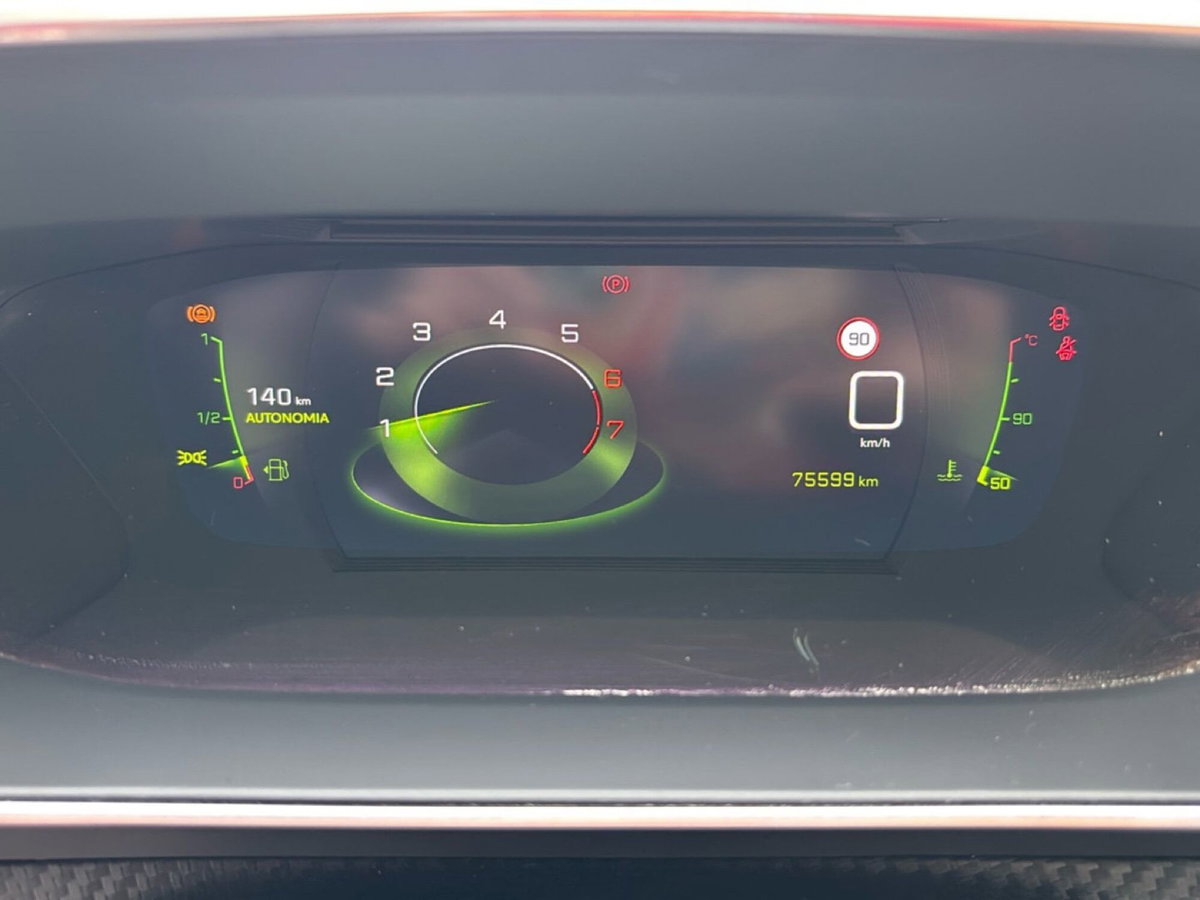 Peugeot 208 PureTech 100 Stop&Start 5 porte Allure (9)