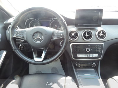 Mercedes-Benz GLA SUV 180 Sport (10)