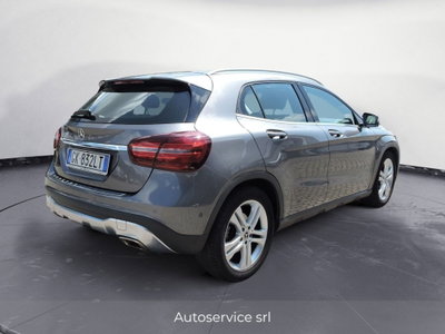 Mercedes-Benz GLA SUV 180 Sport (5)