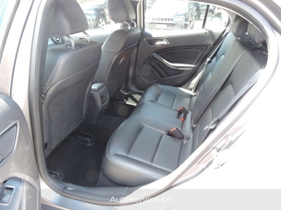 Mercedes-Benz GLA SUV 180 Sport (9)
