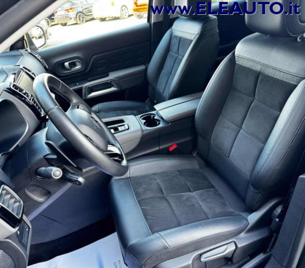 Citroen C5 Aircross Aircross Hybrid 225 E-EAT8 Shine (14)