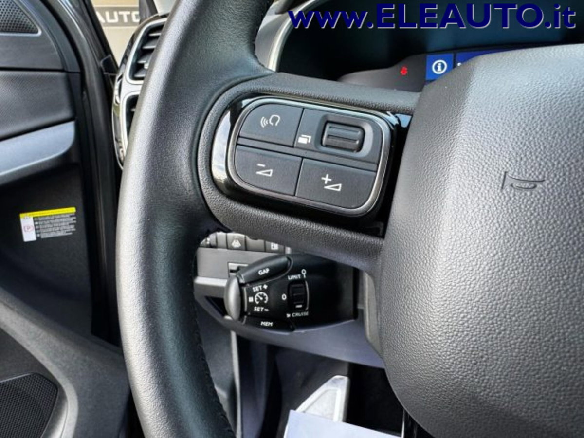 Citroen C5 Aircross Aircross Hybrid 225 E-EAT8 Shine (8)