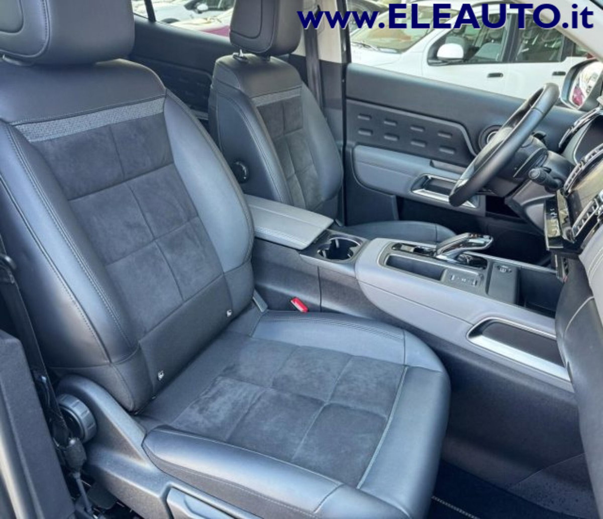 Citroen C5 Aircross Aircross Hybrid 225 E-EAT8 Shine (9)