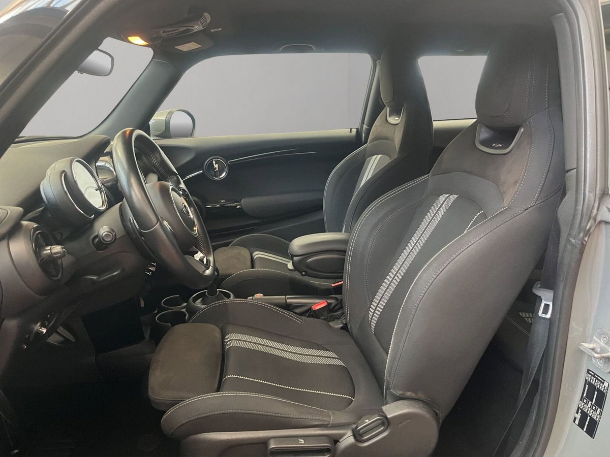 MINI Mini 2.0 John Cooper Works JCW (11)