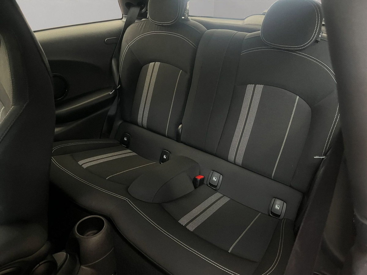 MINI Mini 2.0 John Cooper Works JCW (12)