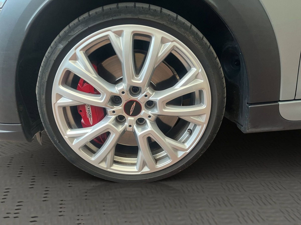 MINI Mini 2.0 John Cooper Works JCW (4)