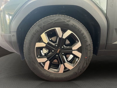 Dacia Duster 1.6 hybrid Extreme 140cv (4)