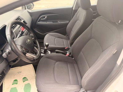 Kia Rio 1.2 CVVT 5p. Cool (10)
